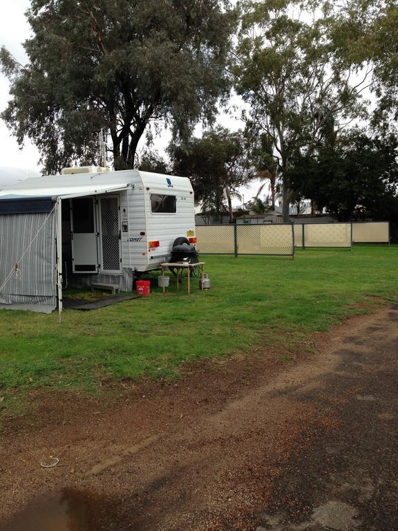 Newell Hwy Caravan Park Parkes Exterior photo